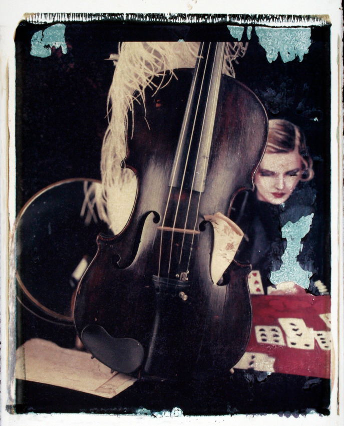 Solitaire 2007 - 20x24 - $3200 Framed