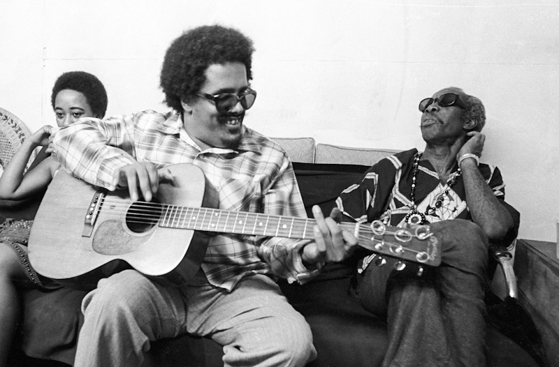 Barry Kaiser - SNOOKS EAGLIN/FESS # 1 1972 - $600 - 16X20 PIGMENT PRINT